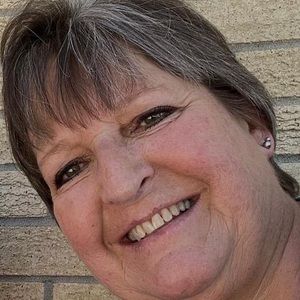 Meet your Posher, Deb